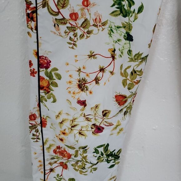 Disney Alice in Wonderland Through The Looking Glass Floral Print Women's Pants - Picture 7 of 13